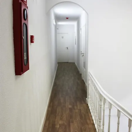 Tmj Beb Bed & Breakfast Porto