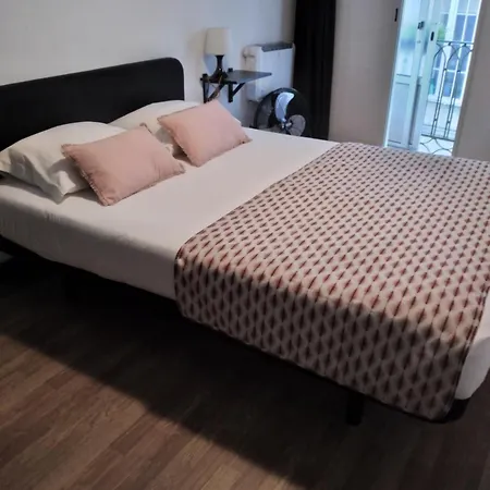 Tmj Beb Bed & Breakfast 2*
