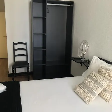 Bed & Breakfast Tmj Beb Oporto