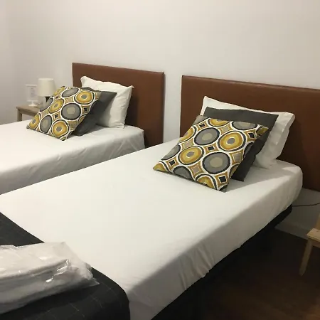 Bed & Breakfast Tmj Beb Oporto